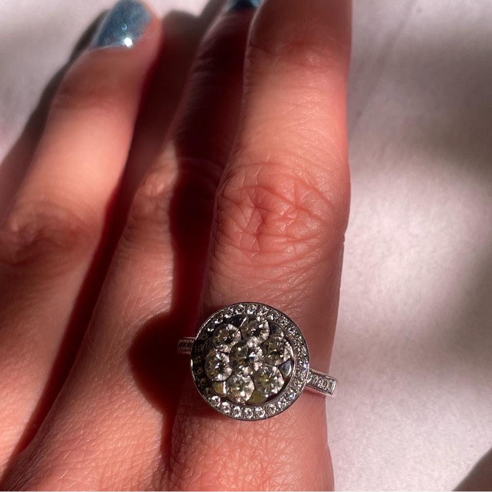 Diamond Ring - Picture 4 of 10